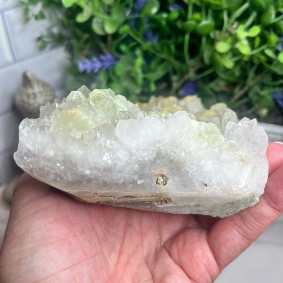 Botryoidal Prehnite with Quartz - Picture 3 of 8